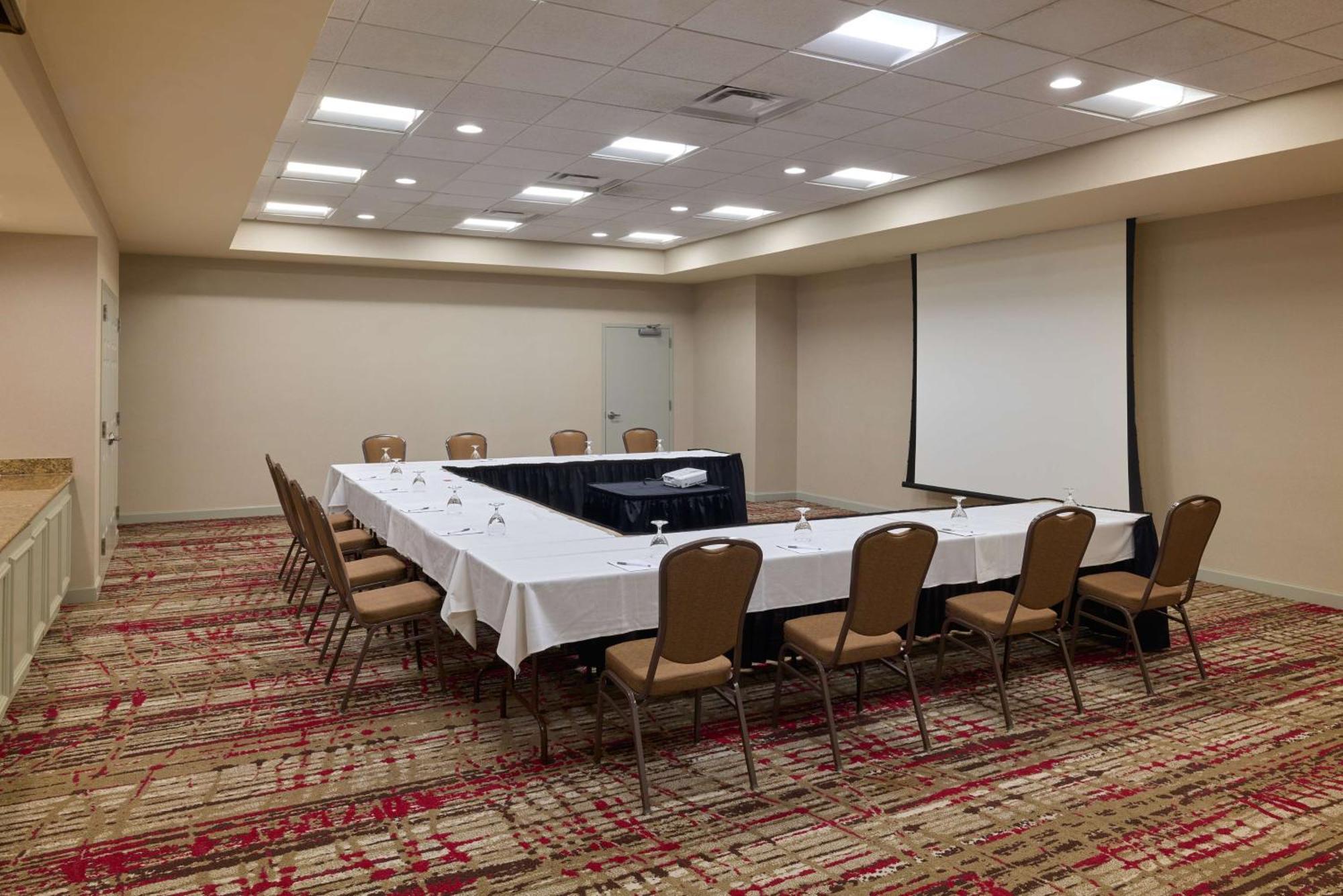Hilton Garden Inn Bloomington Exterior foto