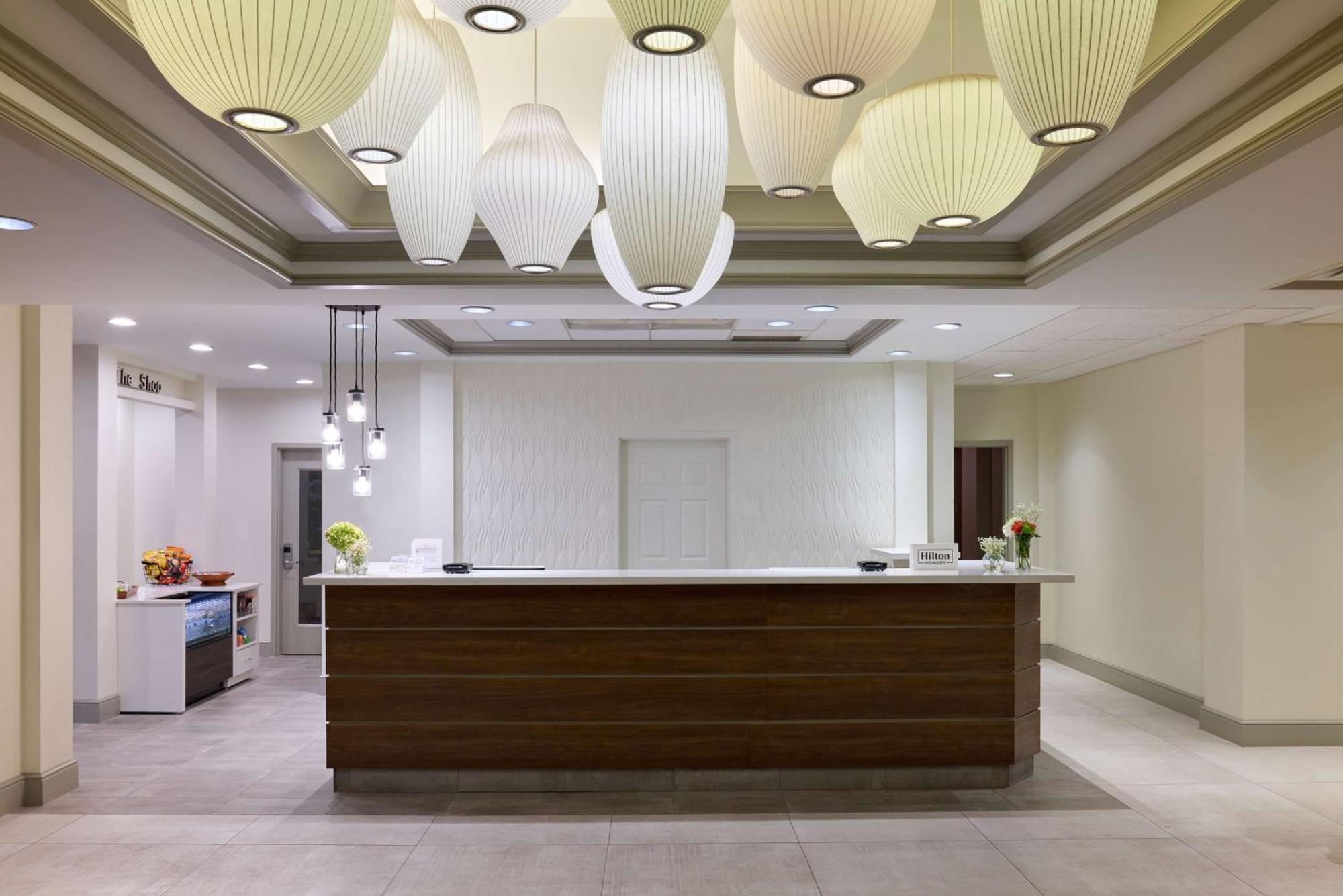 Hilton Garden Inn Bloomington Exterior foto